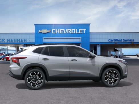 New 2026 Chevrolet Trax RS FWD image 6