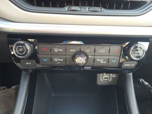 New 2026 Jeep Compass Limited image 21