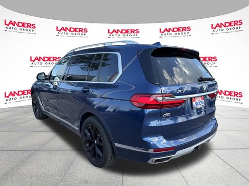 Used 2022 BMW X7 xDrive40i w/ Premium Package AWD/4WD image 5