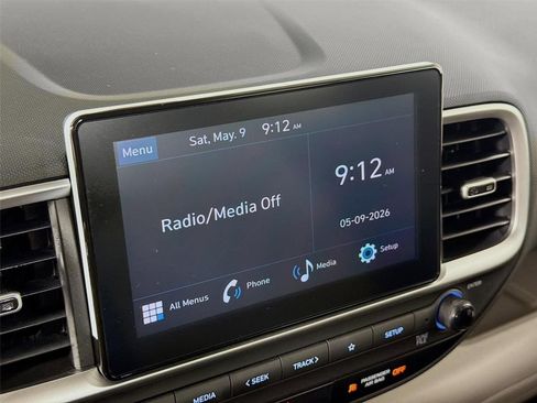 Certified 2025 Hyundai Venue SEL FWD image 15