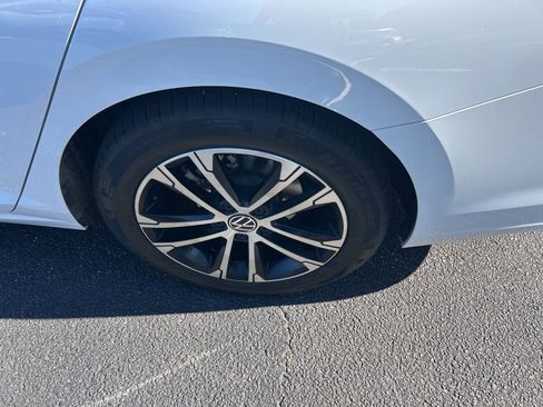 Used 2024 Volkswagen Jetta Sport FWD image 15
