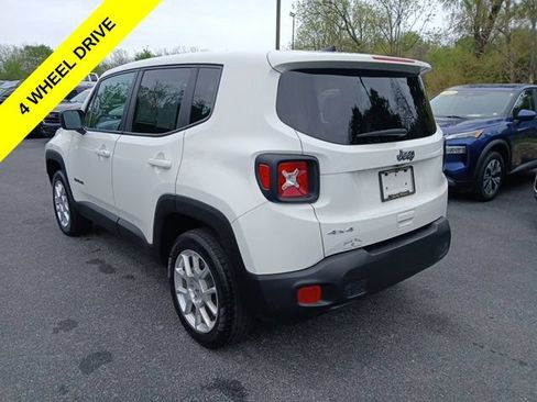Certified 2023 Jeep Renegade Latitude AWD/4WD image 4