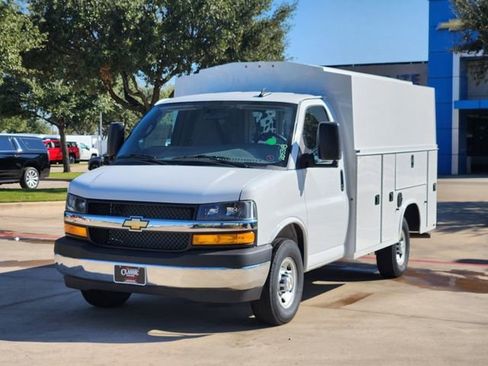 New 2025 Chevrolet Express 3500 w/ Power Convenience Package RWD image 10