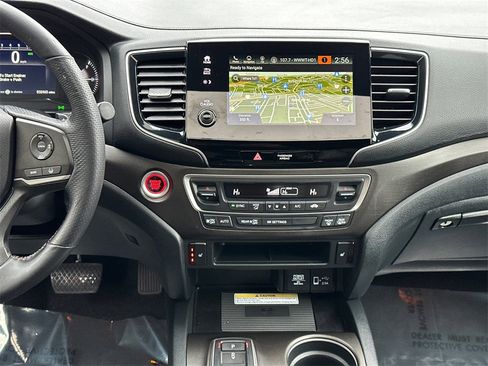 Used 2023 Honda Passport TrailSport image 21