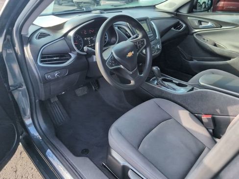Used 2017 Chevrolet Malibu LS image 12