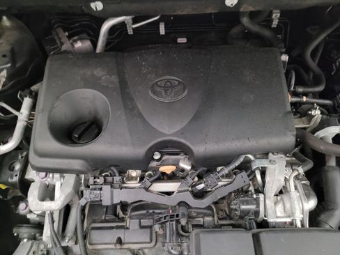 Used 2020 Toyota RAV4 XLE Premium w/ Carpet Mat Package FWD image 30