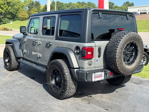 Used 2022 Jeep Wrangler Unlimited Sport AWD/4WD image 6