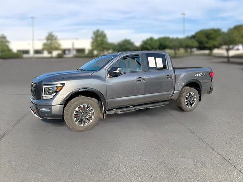 Certified 2021 Nissan Titan PRO-4X w/ Pro-4x Convenience Package image 28