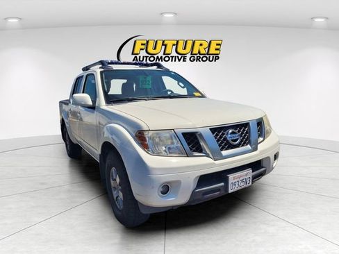 Used 2013 Nissan Frontier PRO-4X w/ Pro-4x Luxury Pkg AWD/4WD image 1