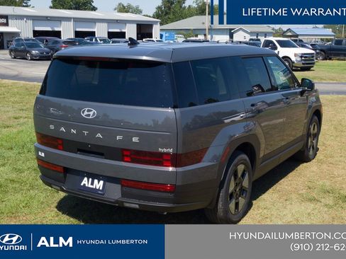 New 2026 Hyundai Santa Fe SE image 6