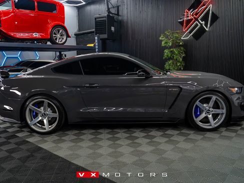 Used 2018 Ford Mustang Shelby GT350 w/ Electronics Package RWD image 21