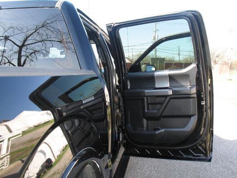 Used 2016 Ford F150 XLT w/ Equipment Group 302A Luxury image 17