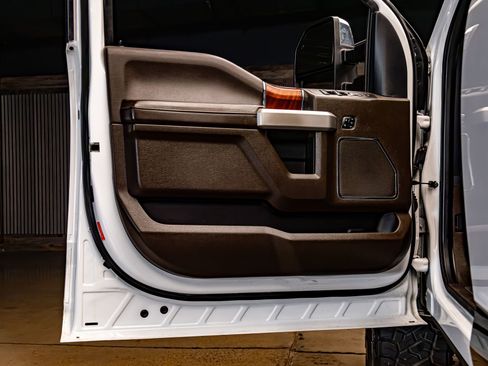 Used 2022 Ford F250 King Ranch w/ King Ranch Ultimate Package image 29