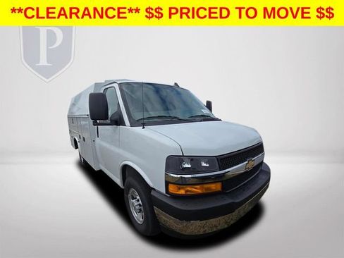 New 2025 Chevrolet Express 3500 w/ Power Convenience Package RWD image 14