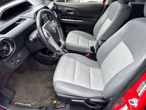 Used 2017 Toyota Prius C Four image 26