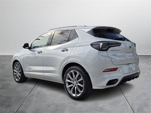 Used 2024 Buick Encore GX Avenir w/ Avenir Technology Package image 3
