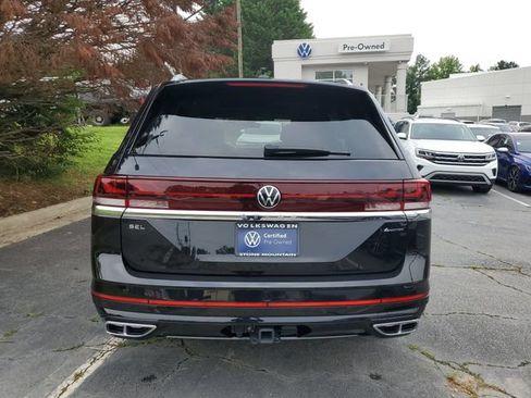 Used 2025 Volkswagen Atlas SEL Premium R-Line AWD/4WD image 5