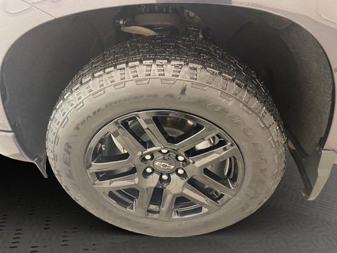 Used 2023 Chevrolet Silverado 1500 RST image 29