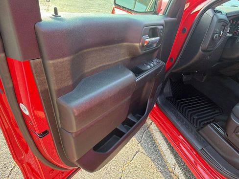 New 2026 Chevrolet Silverado 1500 Custom RWD image 12