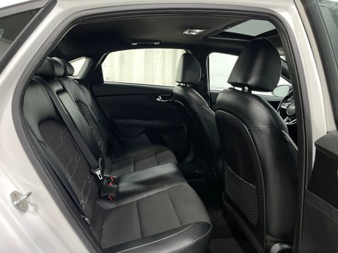 Used 2021 Kia Forte GT-Line w/ GT-Line Premium Package FWD image 30