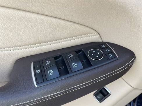 Used 2018 Mercedes-Benz GLE 350 4MATIC image 18