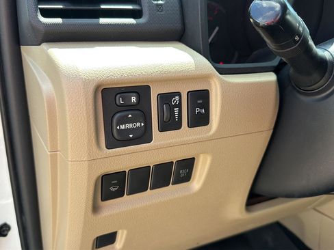 Used 2012 Toyota 4Runner SR5 RWD image 23