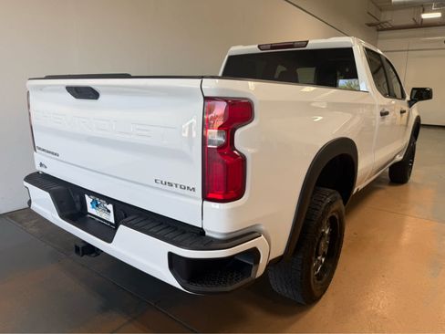 Used 2022 Chevrolet Silverado 1500 Custom w/ Safety Confidence Package AWD/4WD image 7