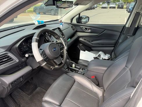 Used 2025 Subaru Ascent Bronze Edition AWD/4WD image 3