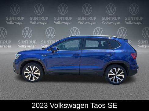 Used 2023 Volkswagen Taos SE FWD image 2