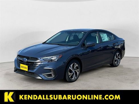 Used 2025 Subaru Legacy Premium image 1