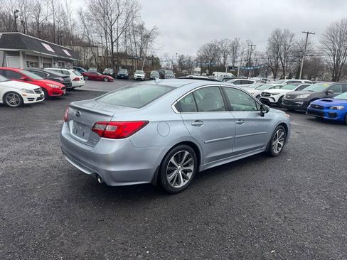 Used 2016 Subaru Legacy 3.6R Limited image 7
