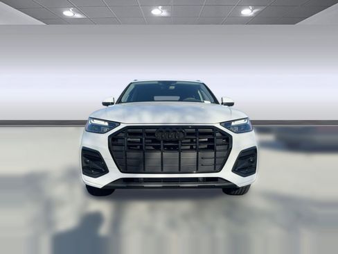Used 2025 Audi Q5 2.0T Premium w/ Convenience Plus Package image 6