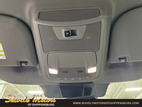 Used 2019 Ford F150 XLT w/ Equipment Group 302A Luxury AWD/4WD image 23