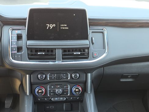 Used 2023 Chevrolet Tahoe Z71 AWD/4WD image 14