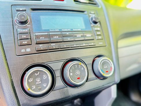 Used 2015 Subaru Forester 2.5i w/ Alloy Wheel Package image 52