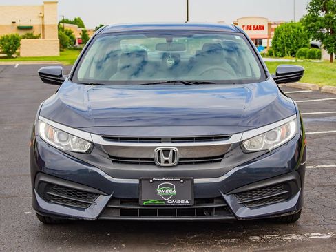 Used 2018 Honda Civic LX image 2