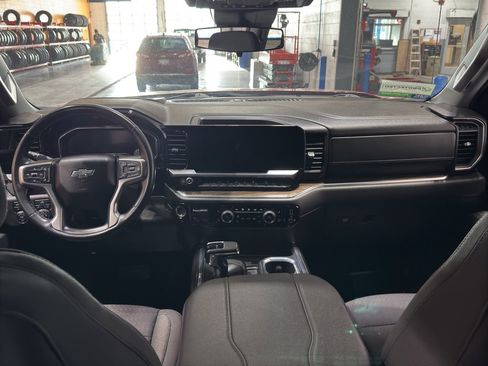 Used 2023 Chevrolet Silverado 1500 RST w/ Z71 Off-Road Package image 14