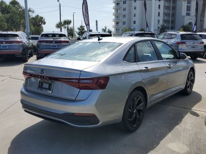 New 2025 Volkswagen Jetta SE