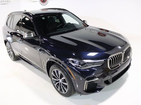 Used 2023 BMW X5 M50i w/ Climate Comfort Package image 7