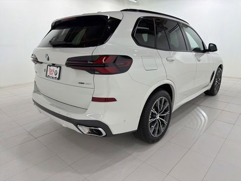 Used 2026 BMW X5 xDrive40i w/ M Sport Package AWD/4WD image 5