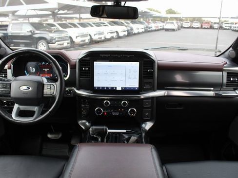 Used 2023 Ford F150 Lariat image 22