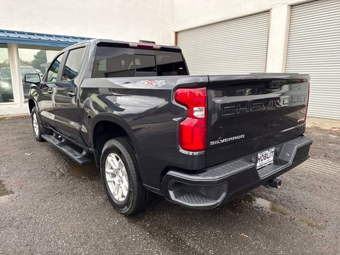 Used 2024 Chevrolet Silverado 1500 RST w/ Convenience Package II image 3