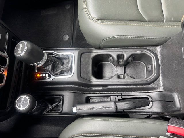 Used 2024 Jeep Wrangler High Altitude AWD/4WD image 28
