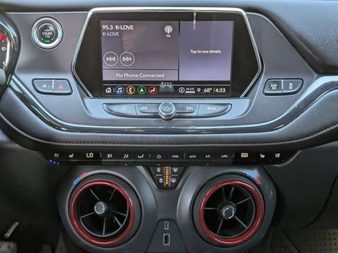 Used 2021 Chevrolet Blazer RS w/ Enhanced Convenience Package image 18