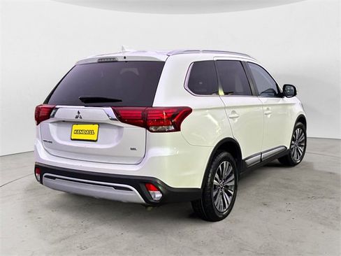 Used 2020 Mitsubishi Outlander SEL image 5