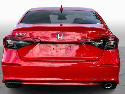 Used 2023 Honda Civic Sport image 4
