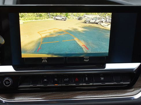 Used 2024 Chevrolet Silverado 1500 RST w/ Protection Package AWD/4WD image 16