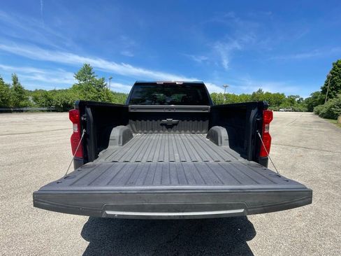 Used 2022 Chevrolet Silverado 1500 LT w/ Protection Package AWD/4WD image 19