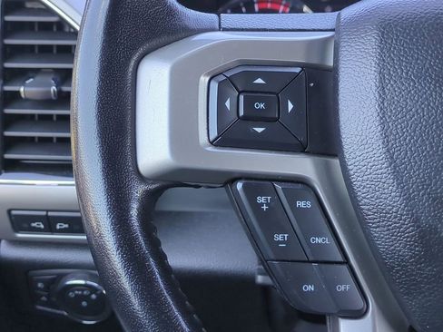 Used 2021 Ford F250 Lariat image 46