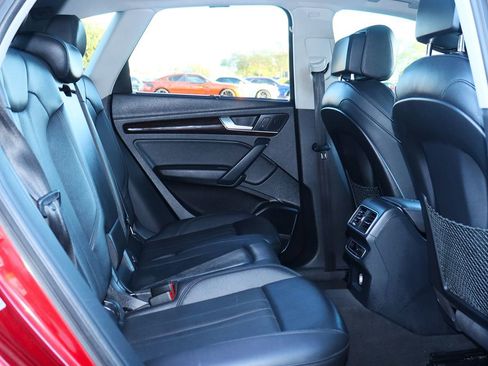 Used 2018 Audi Q5 Premium Plus w/ Premium Plus Package image 28